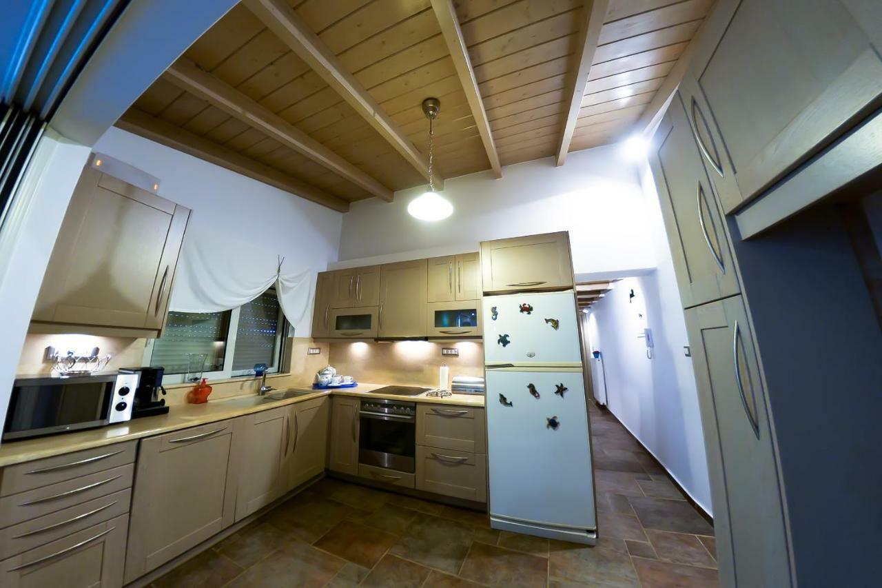 Patras Luxury Seaside House Villa Bagian luar foto