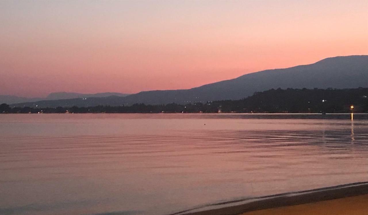 Patras Luxury Seaside House Villa Bagian luar foto